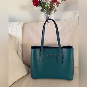 Coach Avenue Carryall Satchel Leather Tote Bag